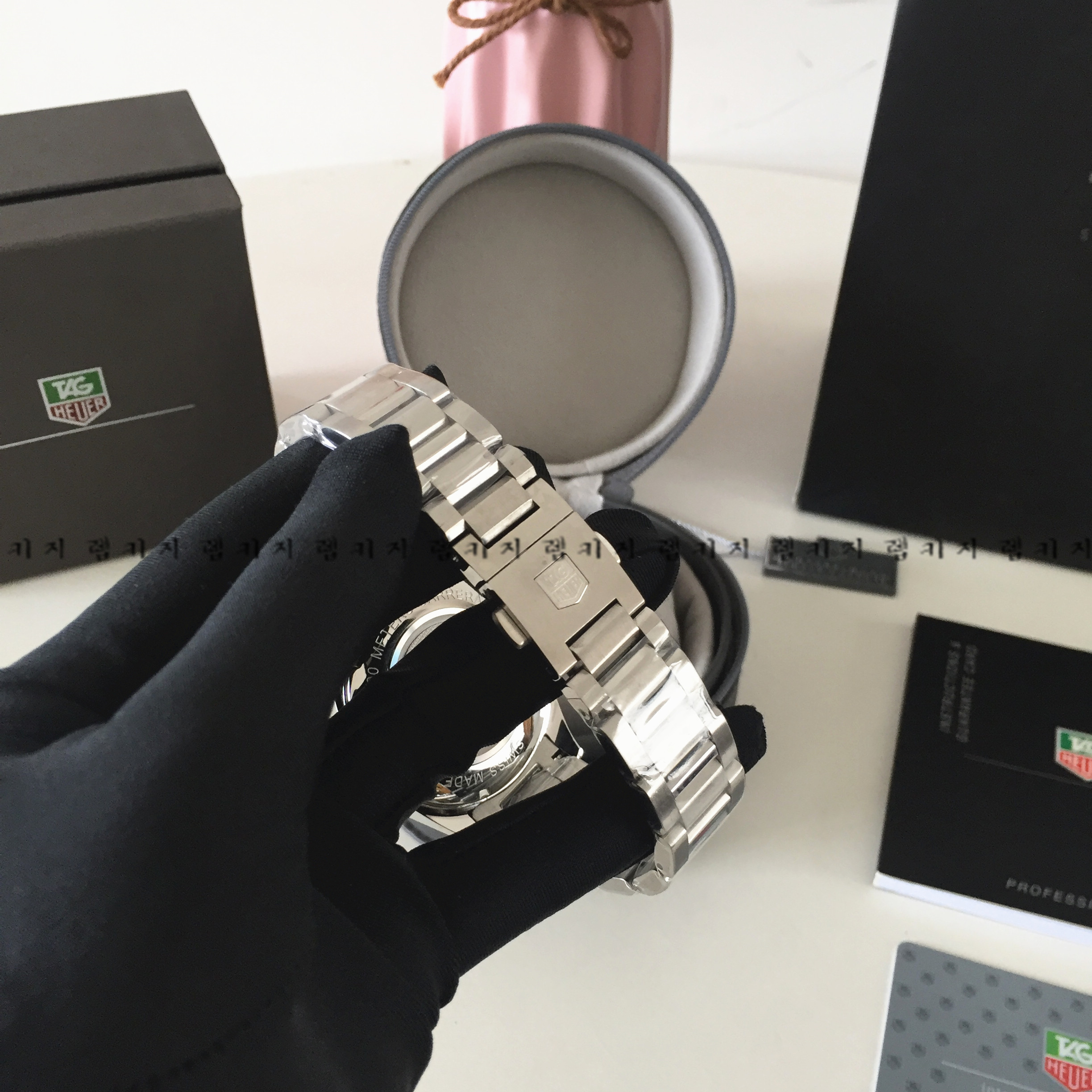 태그호이어 까레라 칼리브 5 메탈시계